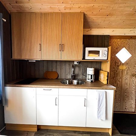 Lofoten Beach Camp Рамберг Экстерьер фото